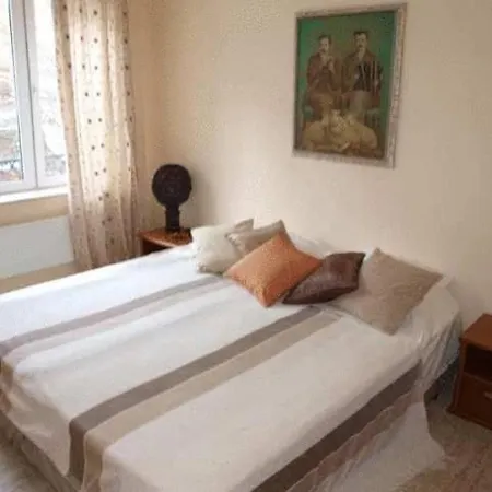 Flat Várna